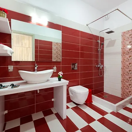 太阳景别墅酒店 Pýrgos