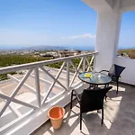 Sun View * Pýrgos