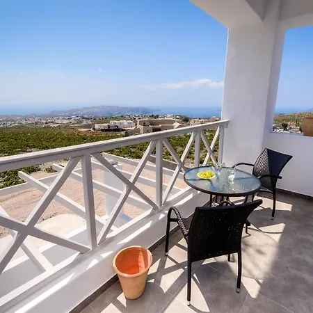 Sun View * Pyrgos Kallistis